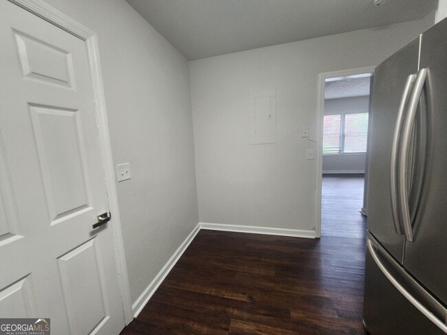 Building Photo - 4313 Sims St