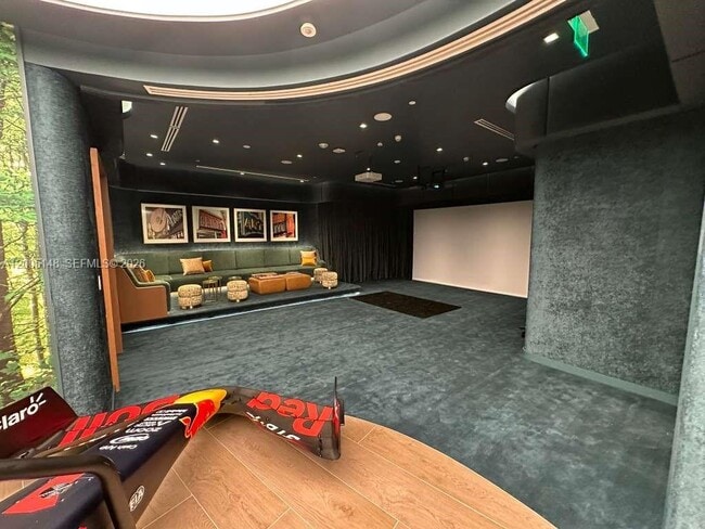 Building Photo - 77 SE 5th St