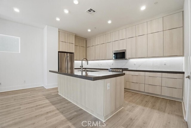 Building Photo - 8 Remy Ln