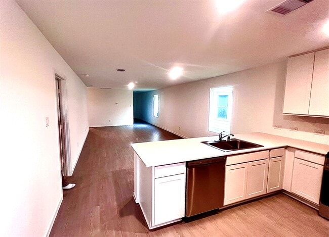 Building Photo - 10818 Red Orchid Dr