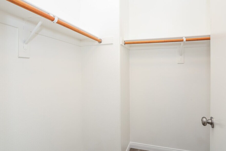 Building Photo - 6425 N Butterfly Sky St