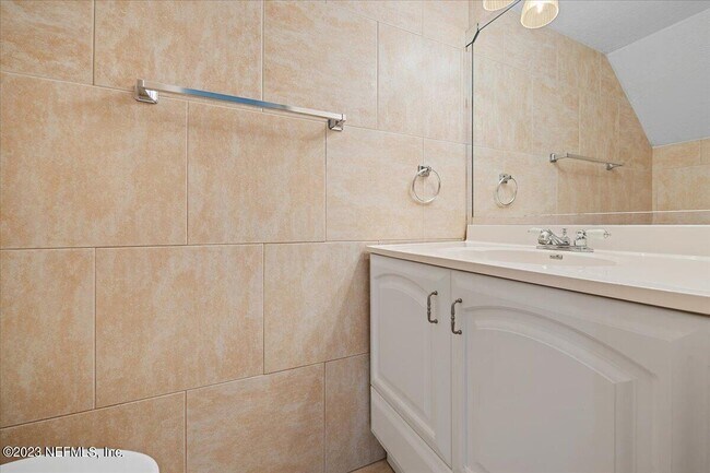 Building Photo - 101 Villa Del Mar Dr
