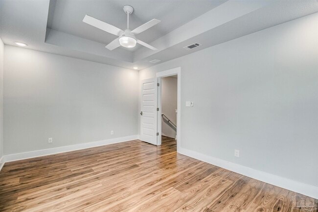 Building Photo - 230 N De Villiers St