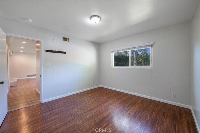 Building Photo - 3202 Belvedere Dr