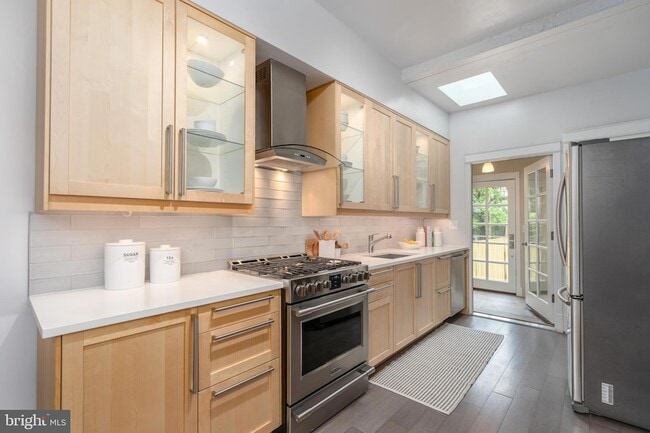Building Photo - 5324 Colorado Ave NW