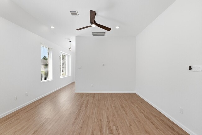 Building Photo - 4264 Waterlily Spg Wy