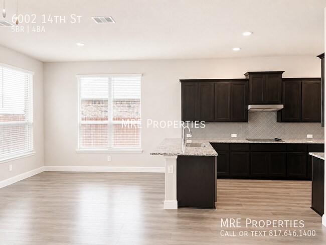 Building Photo - 6002 S 14th St