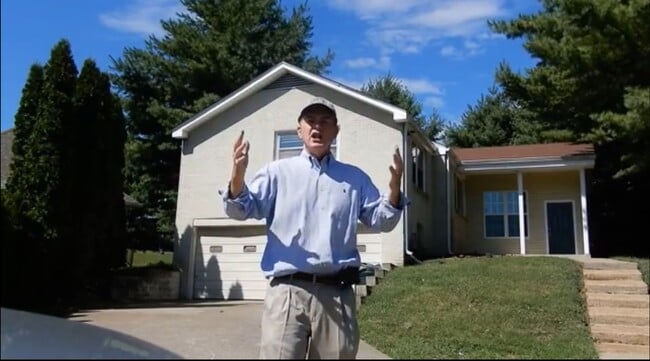 Building Photo - Ranch style four bedroom two bath with ful...