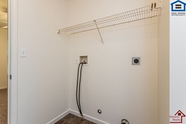 Building Photo - 6407 Son Light Way