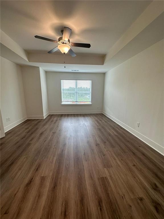 Building Photo - 5797 Calle Vis Dr