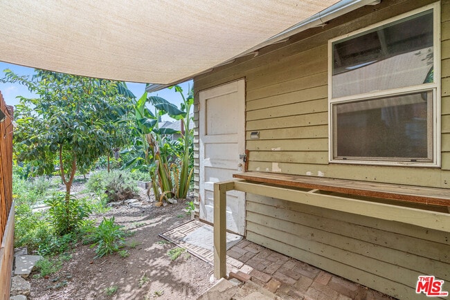 Building Photo - 4609 W 17th St