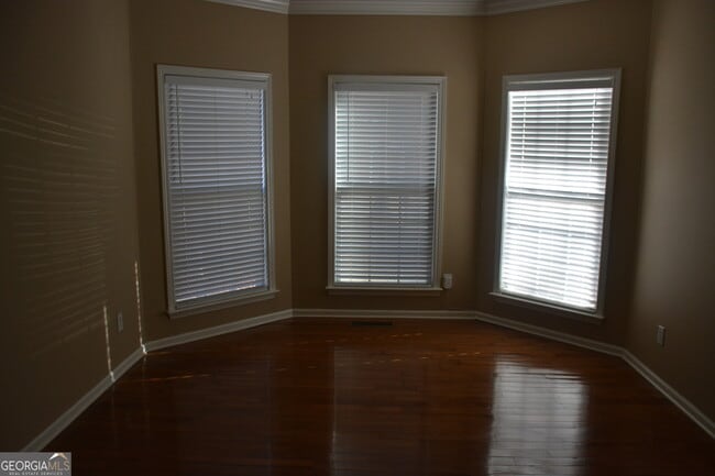 Building Photo - 7801 Waterlace Dr