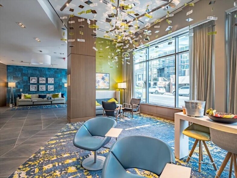 Building Photo - 4836 Rugby Ave