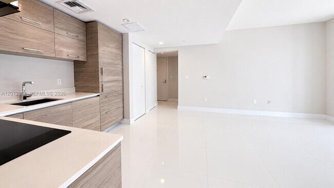 Building Photo - 1300 S Miami Ave