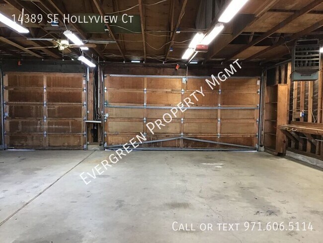 Building Photo - Amazing Damascus Ranch House! $3,195 3BD/2...