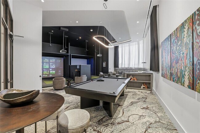 Building Photo - 275 1st Ave S