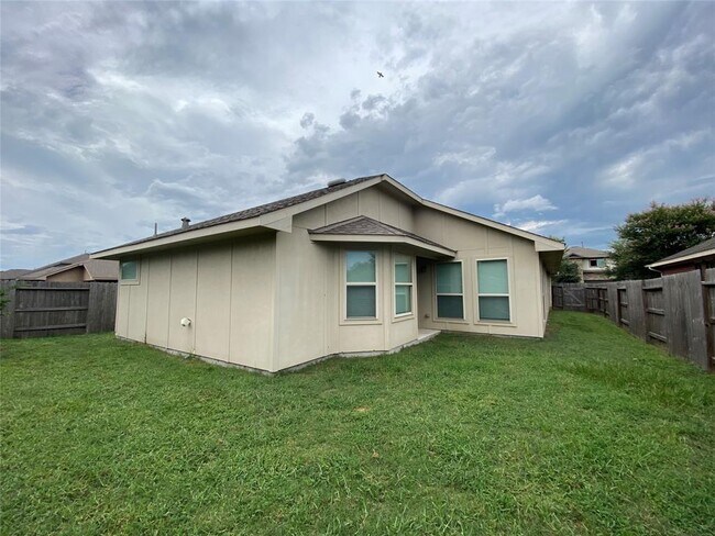 Building Photo - 18007 Alora Springs Trace