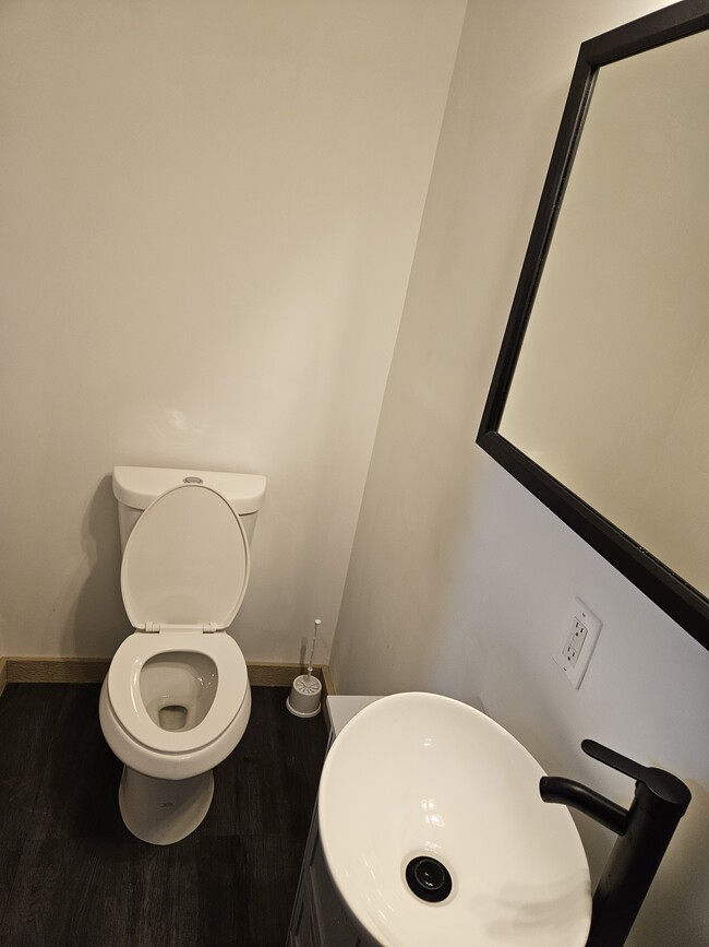 Building Photo - 1446 Old Ballpark Rd