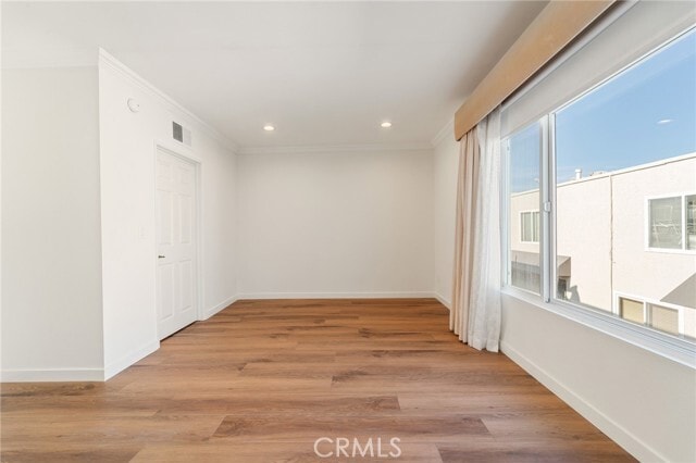 Building Photo - 4216 Ethel Ave