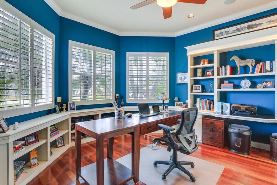 Building Photo - 1730 Caribbean Dr