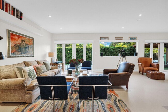 Building Photo - 397 Harbor Ct