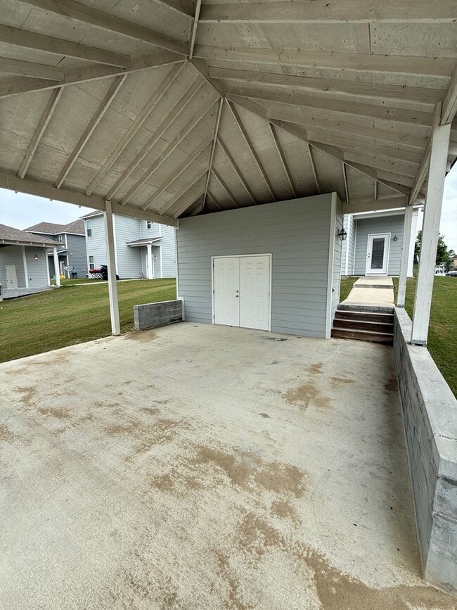 Building Photo - ** 4 Bed 3 Bath located in The Orchards, Pike road ** Call 334-366-9198 to schedule a self showing