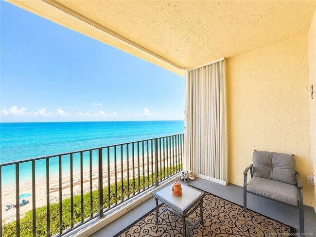 Building Photo - 7440 S Ocean Dr