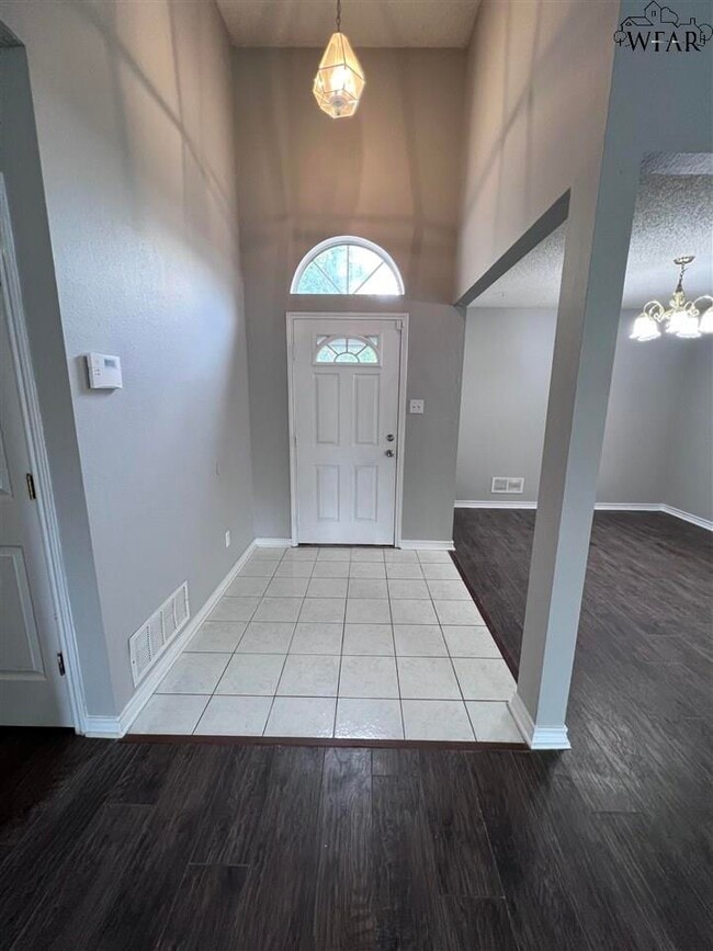 Building Photo - 5316 Pebblestone Dr