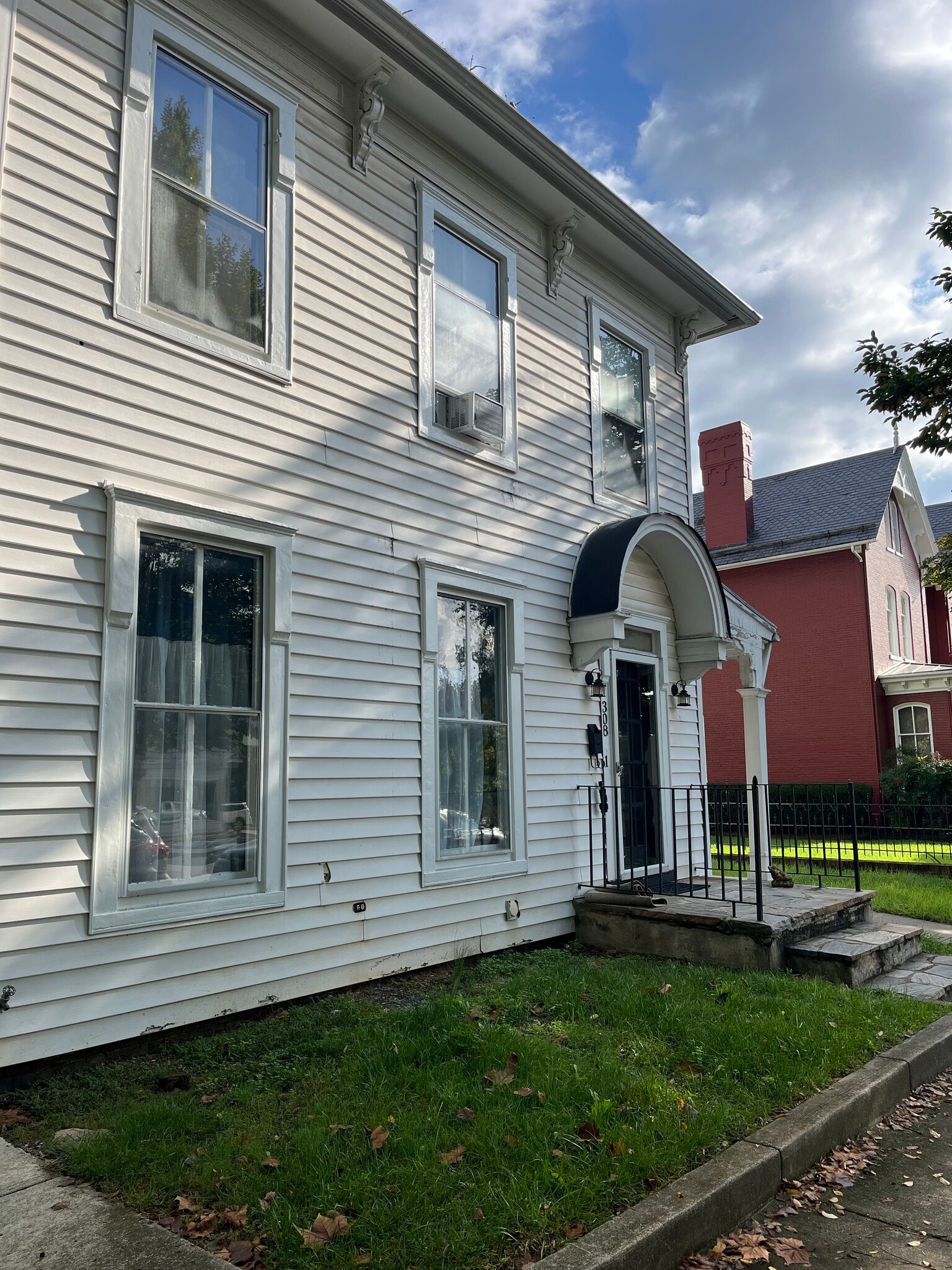 Building Photo - 308 W Boscawen St