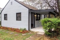 Building Photo - 2418 Crestview Ave