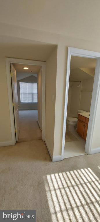 Building Photo - 11808 Regents Park Dr