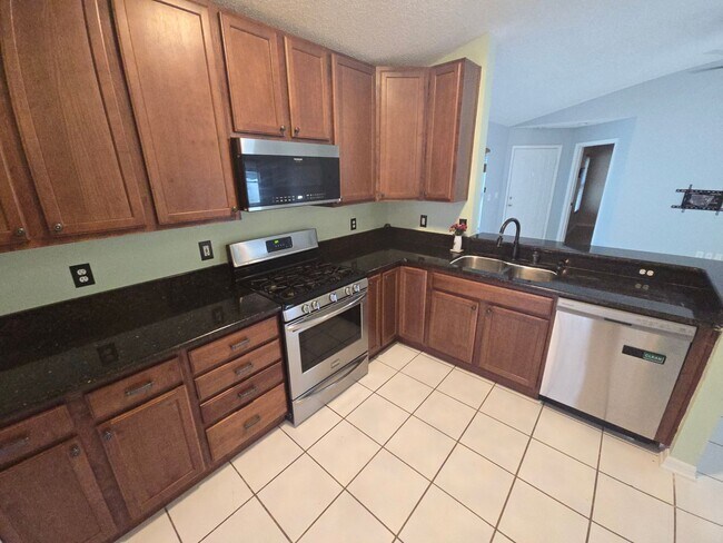 Building Photo - 3/2 Home in Valrico