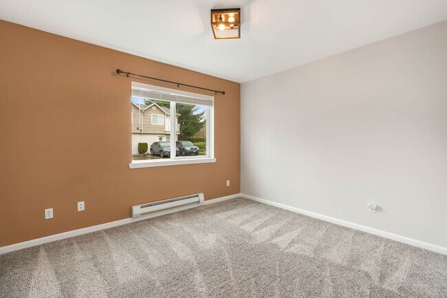 Building Photo - 3322 148th St SW