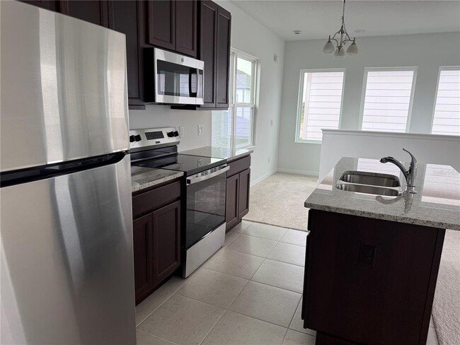 Building Photo - 2951 Sailhouse Dr