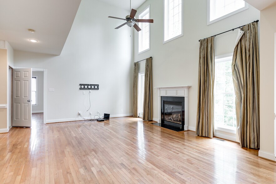 Building Photo - 7667 Patriots Landing Pl