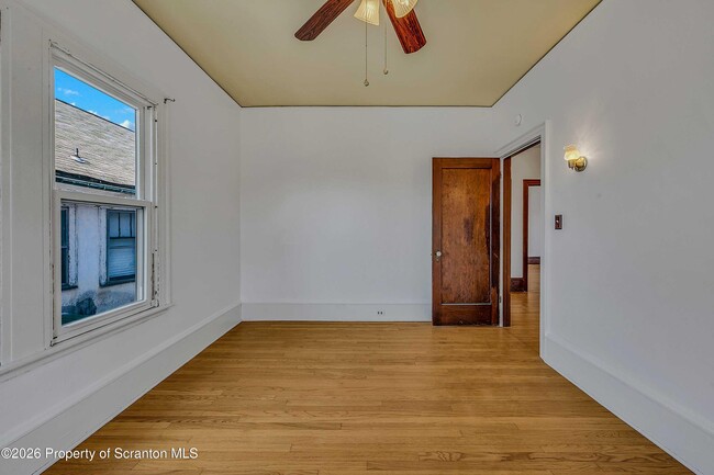 Building Photo - 1814 Olive St