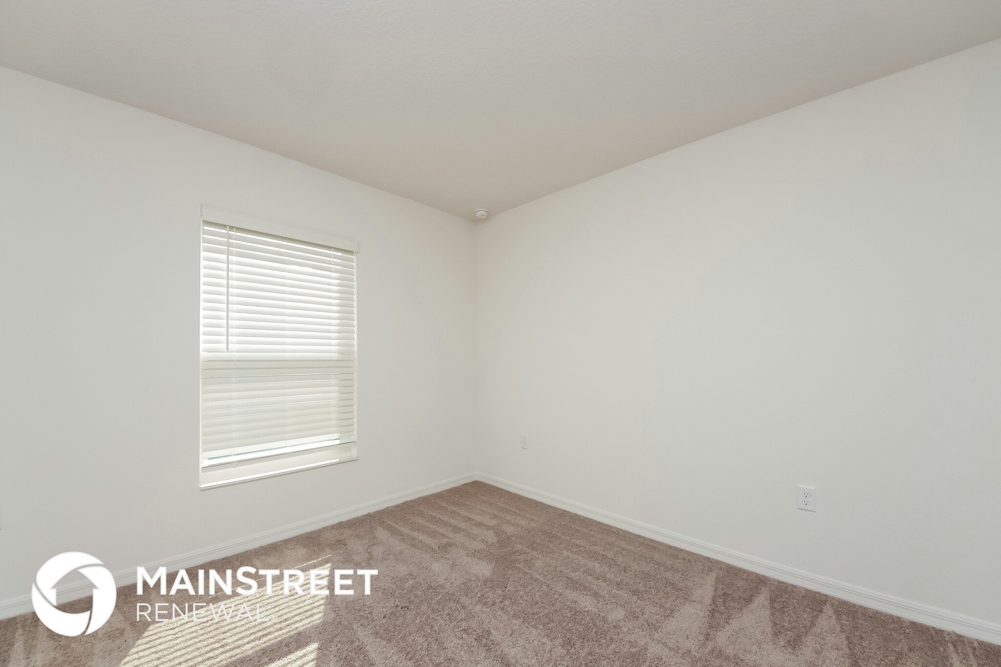 Building Photo - 1350 Brenway Dr