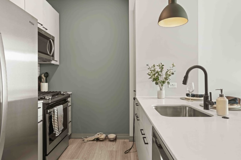 Building Photo - 2151 N Elston Ave