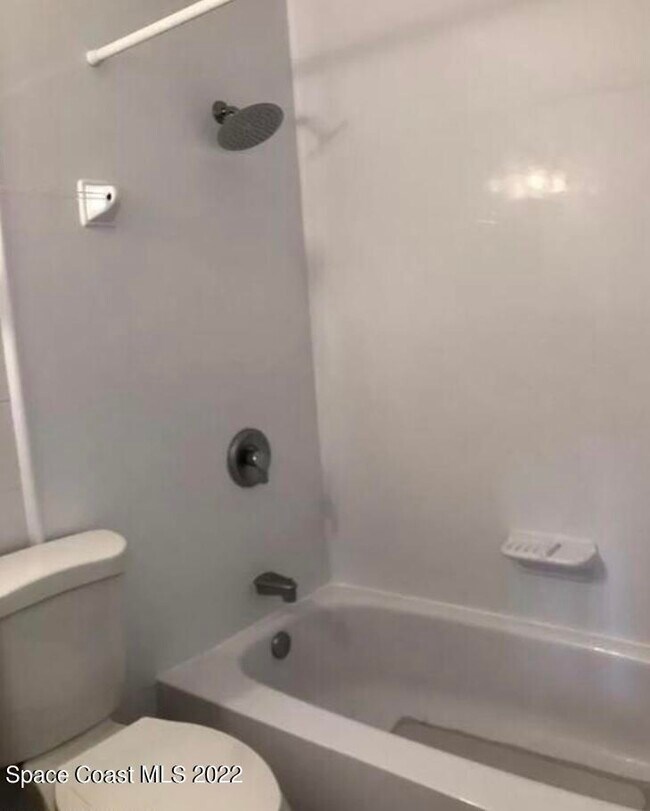 Building Photo - 102 S Peninsula Dr