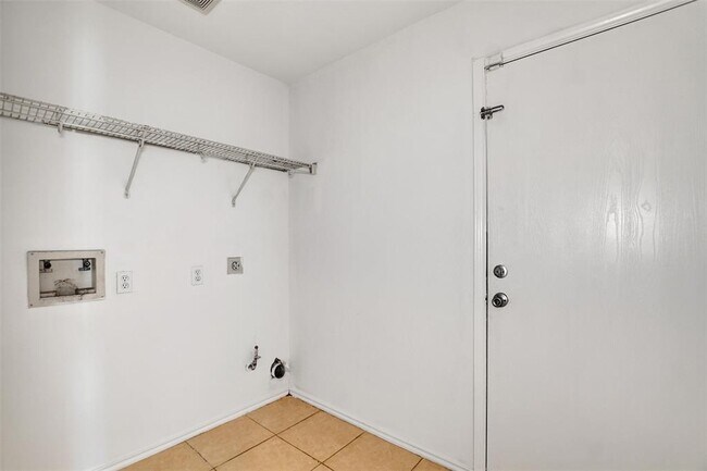 Building Photo - 18226 Coreland Ln