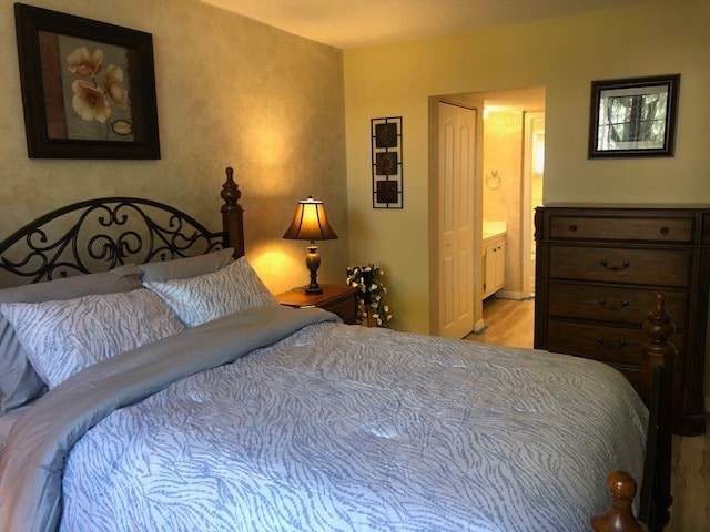 Bedroom - 9325 Lagoon Pl