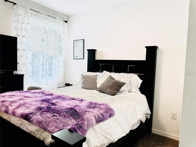 Building Photo - 15347 Gilligan Ct