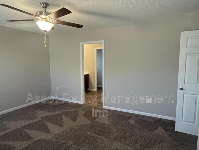 Building Photo - 8241 Zodiac Ln