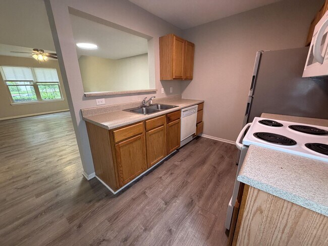Building Photo - 5305 Currituck Ln