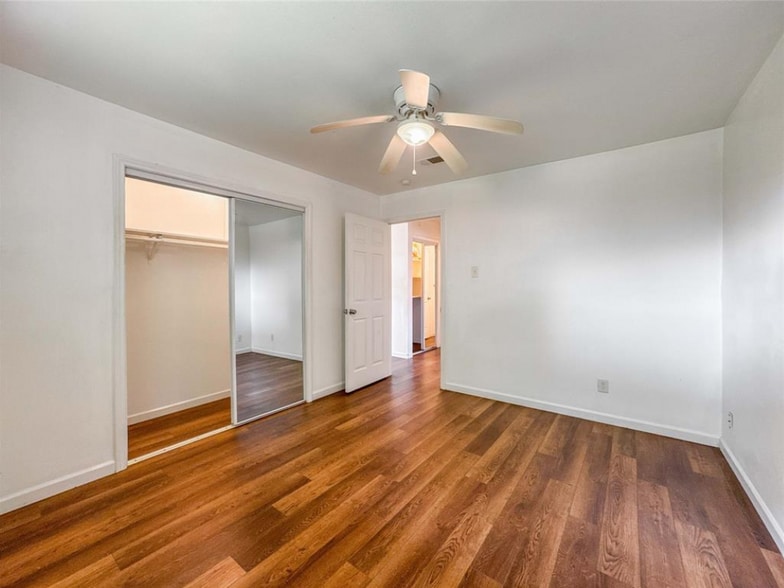 Building Photo - 4539 Dakota St