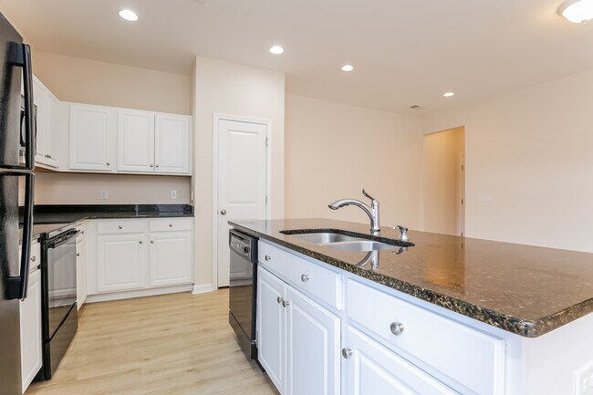 Building Photo - 30 Rivers Point Row