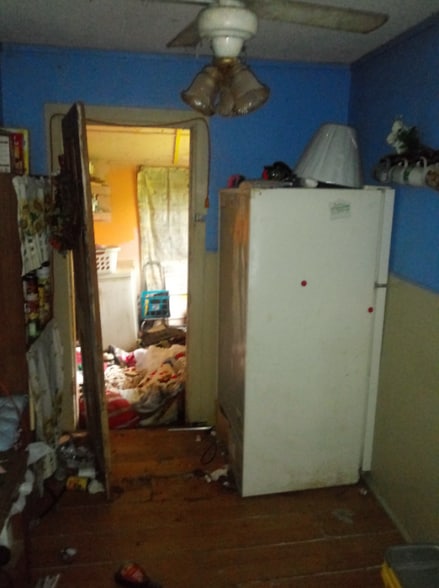 Building Photo - 8438 High St