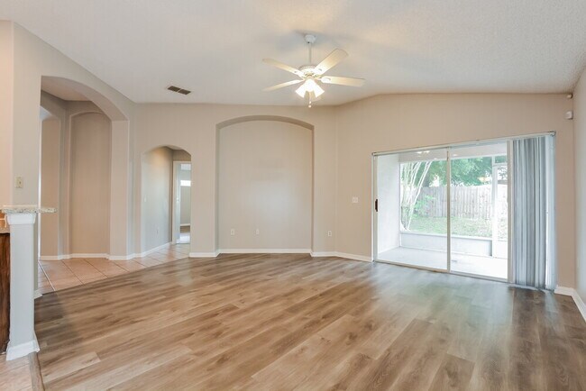 Building Photo - 1381 Winged Foot Dr