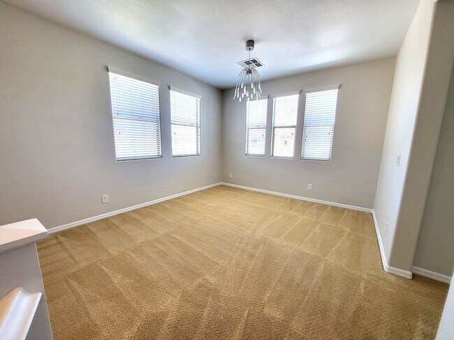 Building Photo - Guard Gated, Community Pool, Club House an...