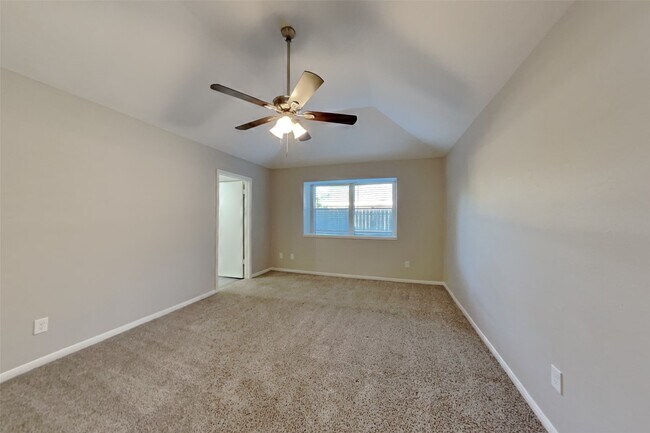 Building Photo - 22303 Mosswillow Ln